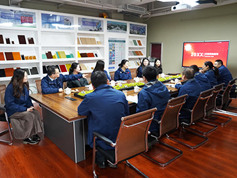 Benvenuto ai Leader Del Gruppo Per Visitare e Guidare